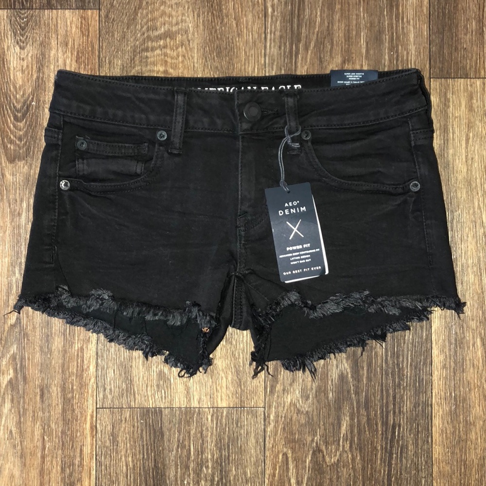 American Eagle black shorts